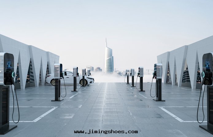 電(diàn)動(dòng)车热(rè)潮(cháo)　充電(diàn)樁趨势與(yǔ)系(xì)統整合